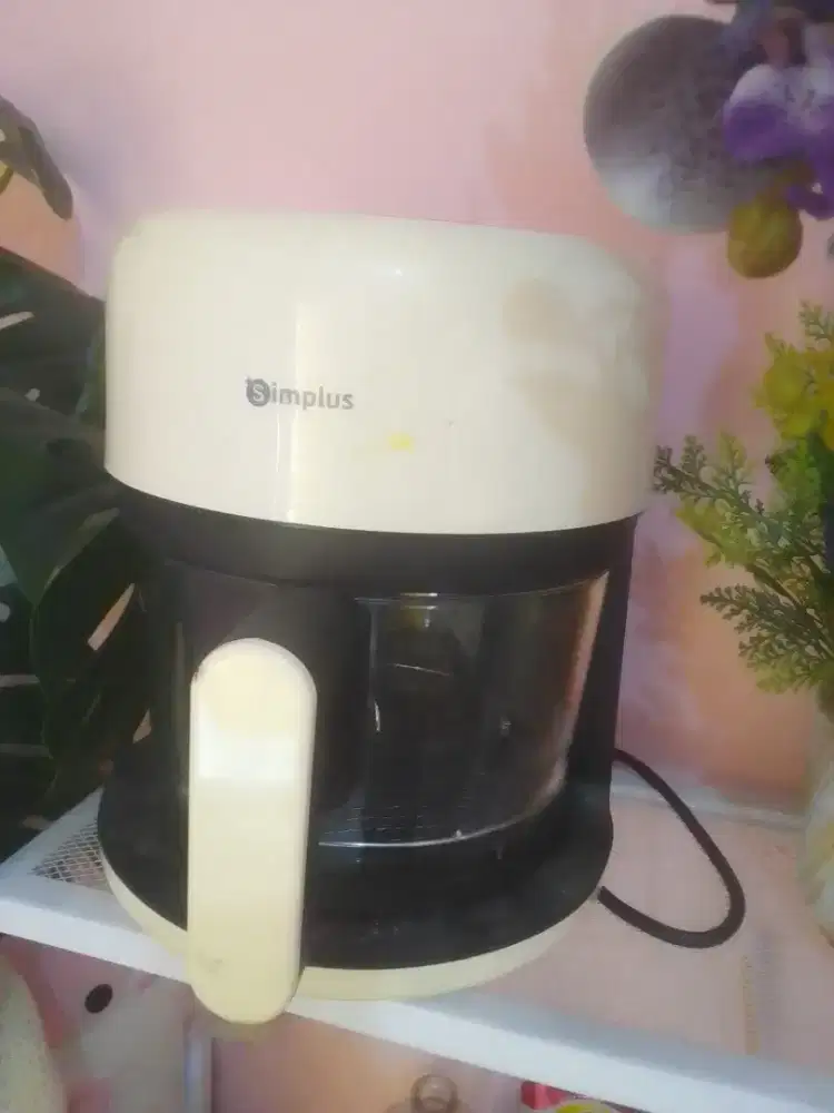 Di jual airfryer simplus ukuran besar 400rb