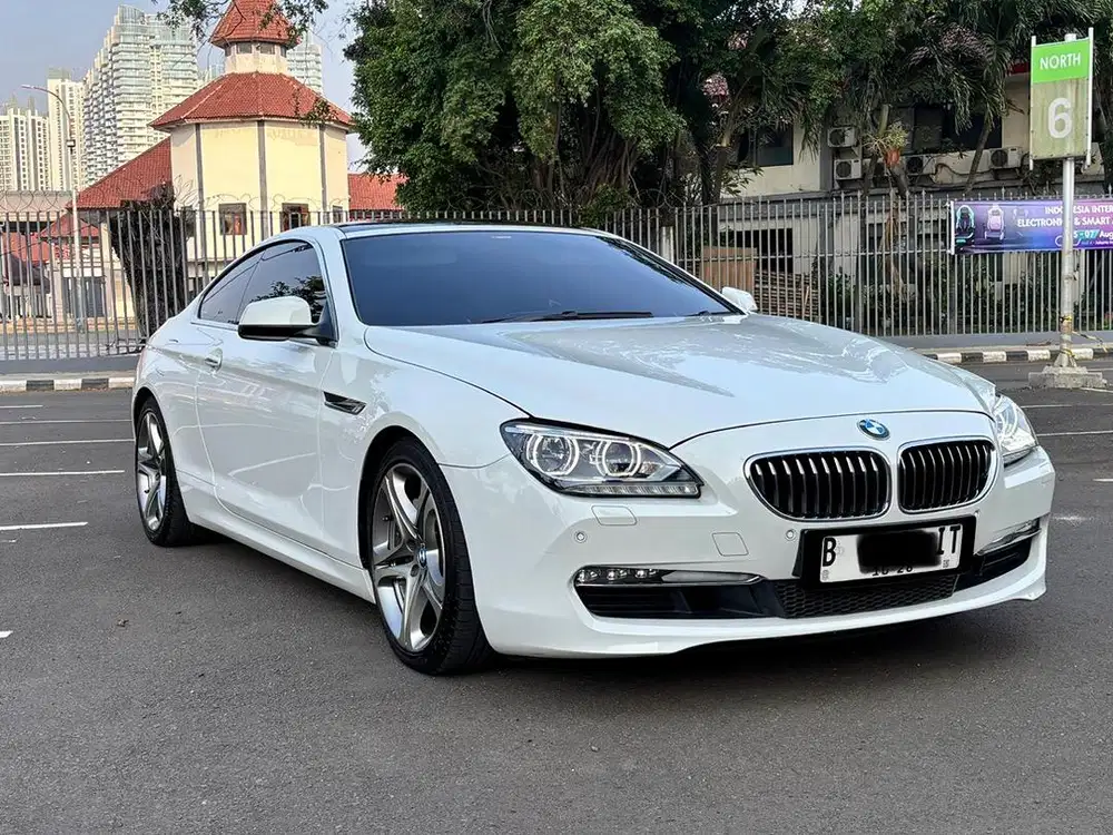DIJUAL CEPAT TERMURAH BMW 640i COUPE 2015 PUTIH