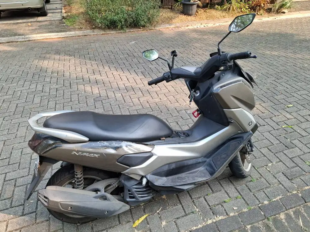 Jual Motor NMAX 2015 Low KM