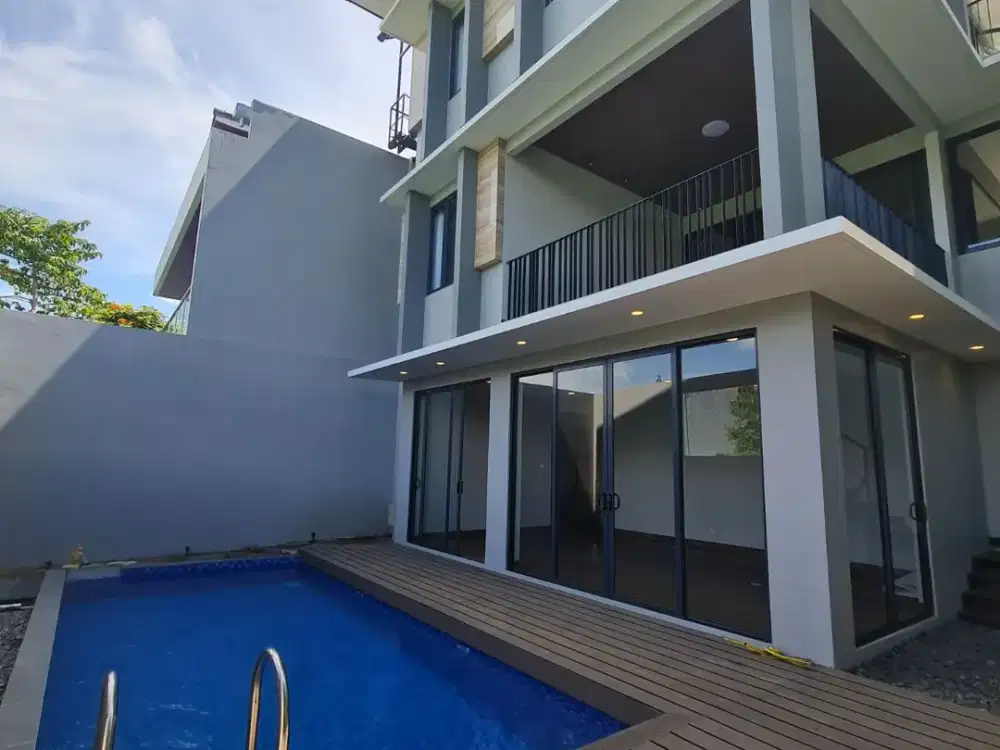 Luxury House Berlokasi Di Cluster  Baru Paling Diminati Kota Baru Parahyangan, Bandung
