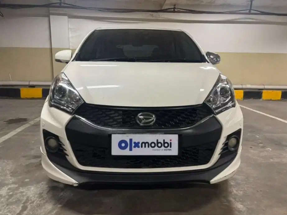 LOW DP Daihatsu Sirion 1.3 RS Bensin-AT 2016 ZKD