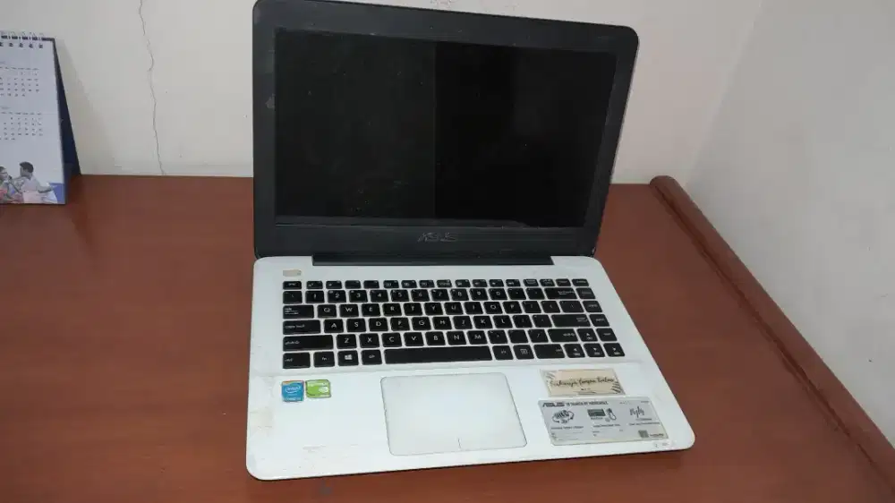 Laptop asus a455l white