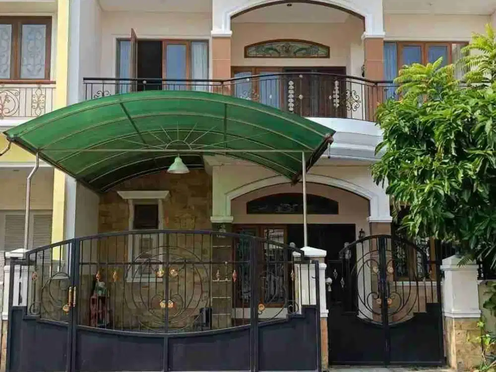 DISEWAKAN RUMAH SEMI FURNISHED, SIAP HUNI, TAMAN MUTIARA, PAKUWON CITY