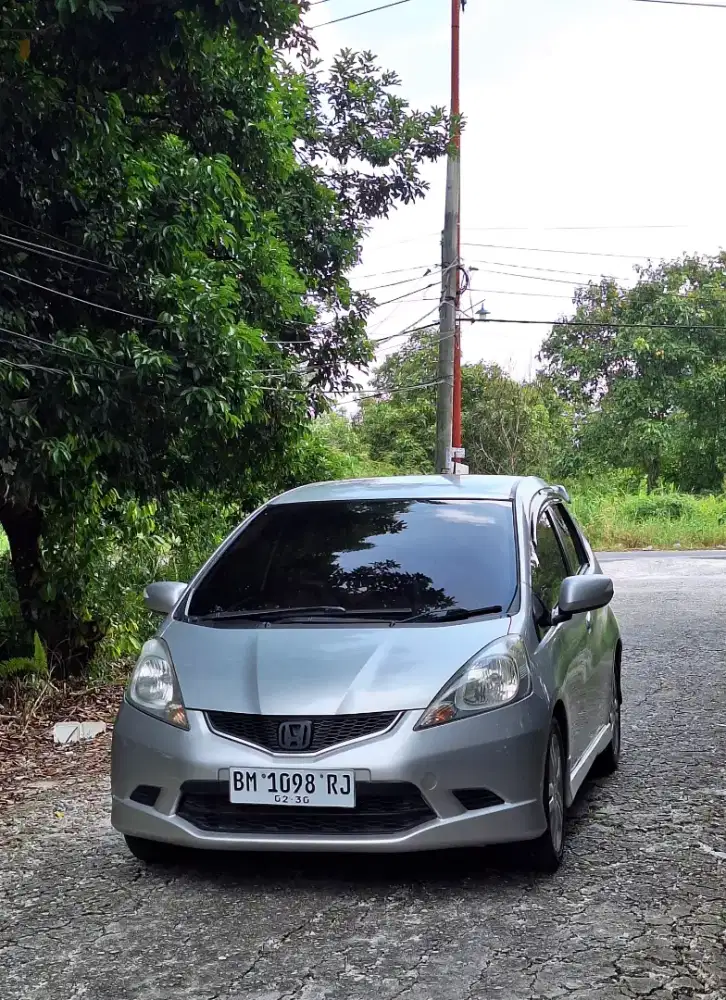 Honda Jazz RS CVT 2010