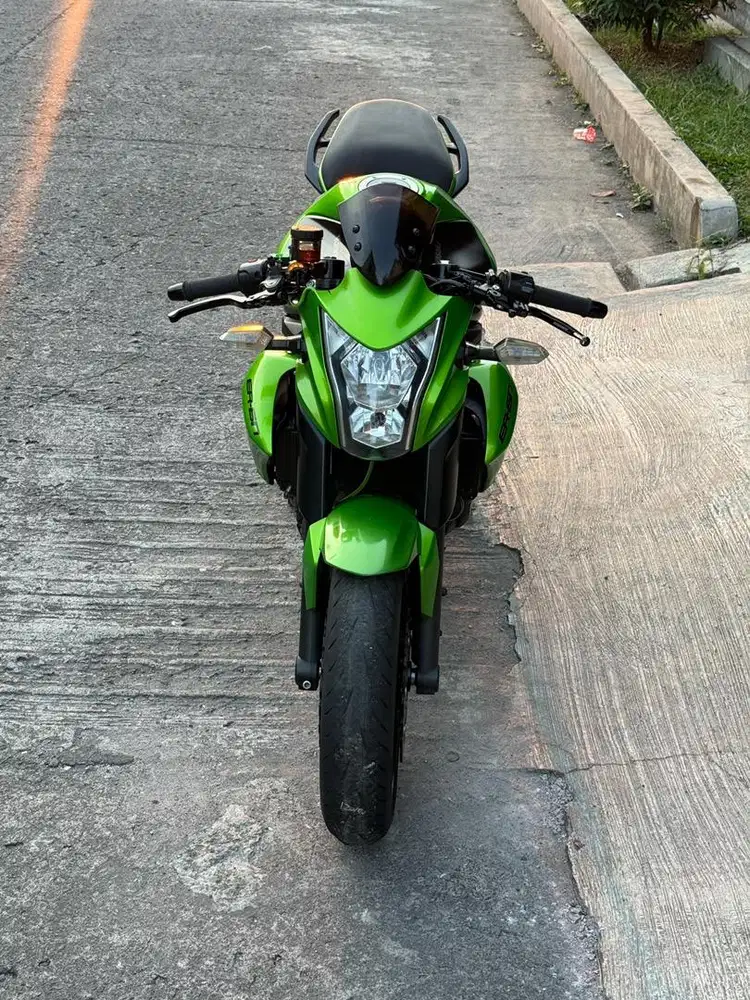 Kawasaki ER6N 2012 LOW ODO FULL MODIF