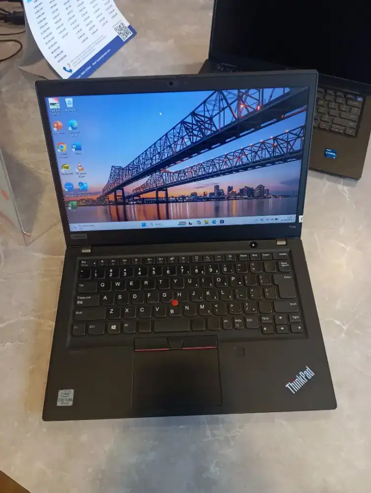 Lenovo T14s | i7-10 | RaM 32 GB