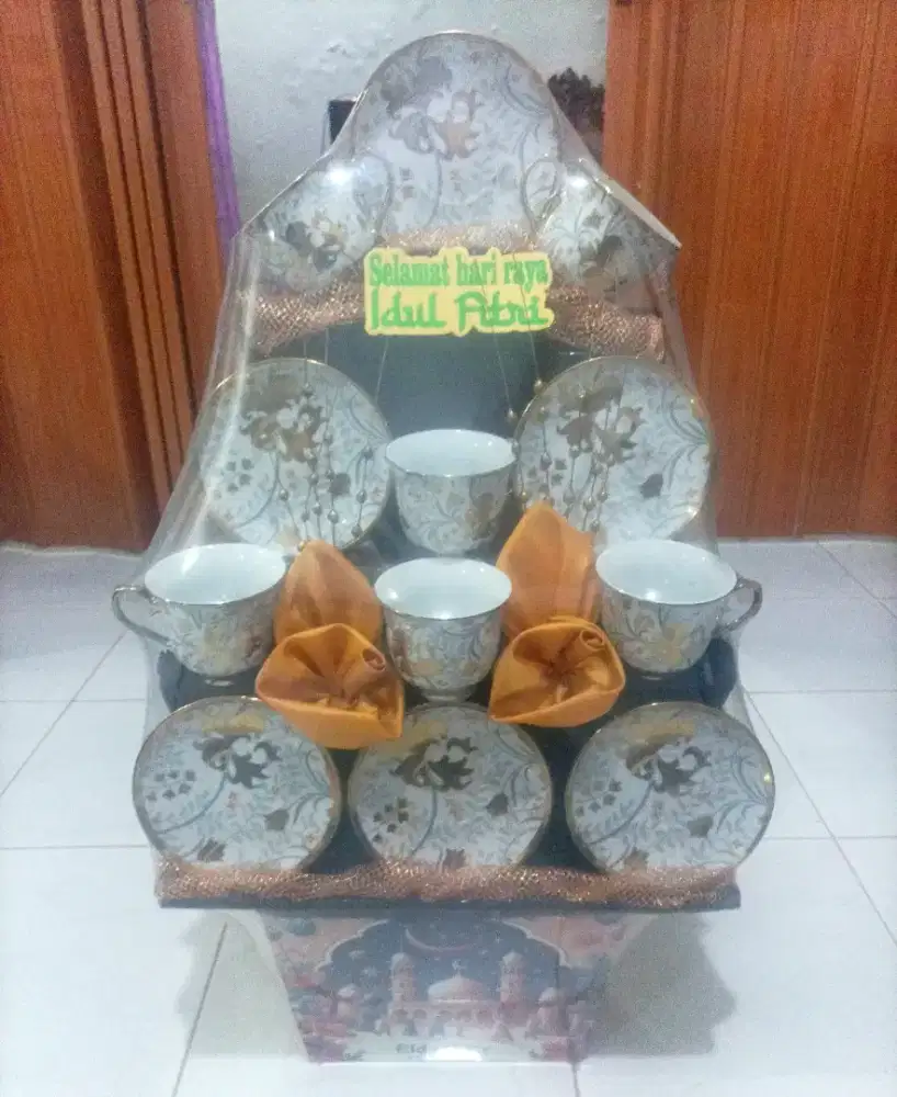 Parcel cangkir tea Nanami