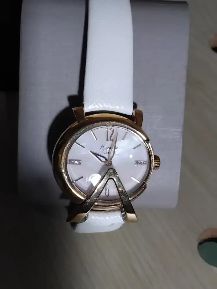 JAM TANGAN wanita