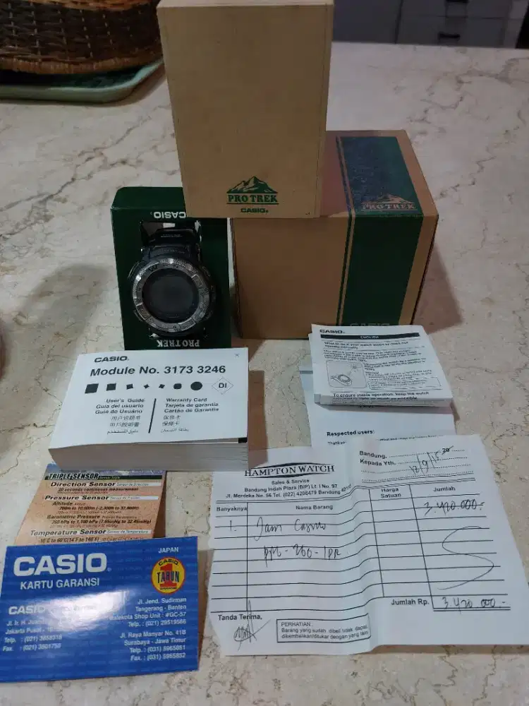 Dijual CASIO protrek & 2 jam CASIO Baby-G