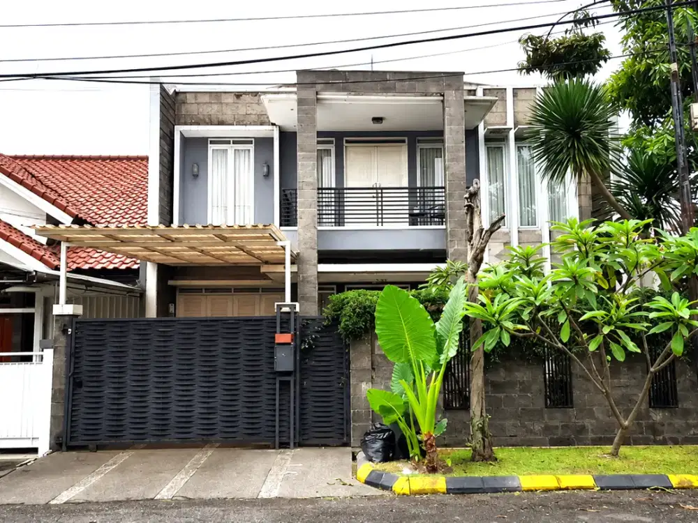 Rumah Elegan Batununggal Indah, Siap Masuk Tanpa Renovasi