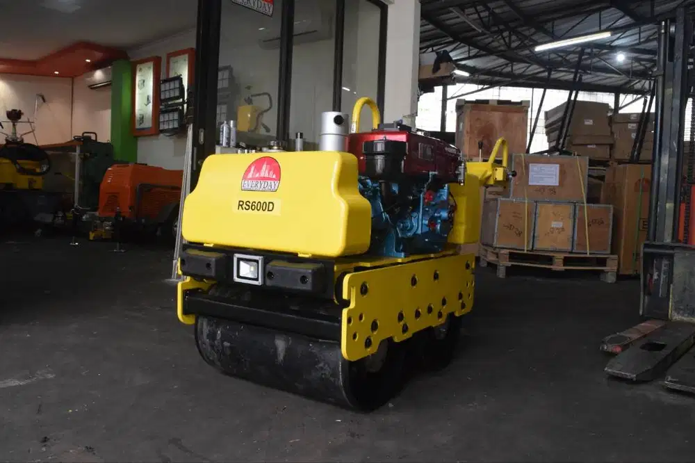 Everyday Baby Roller RS600D | alat berat konstruksi