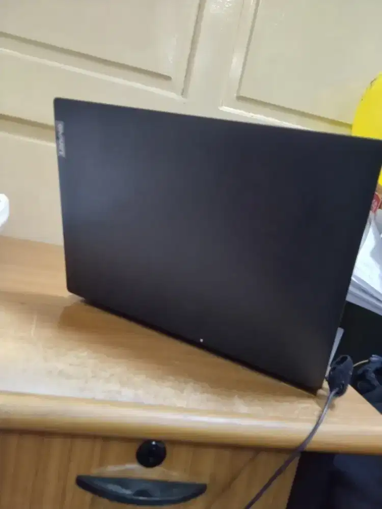 Laptop lenovo windows 10