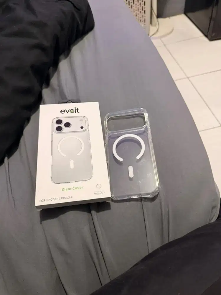clear case iphone 17pm