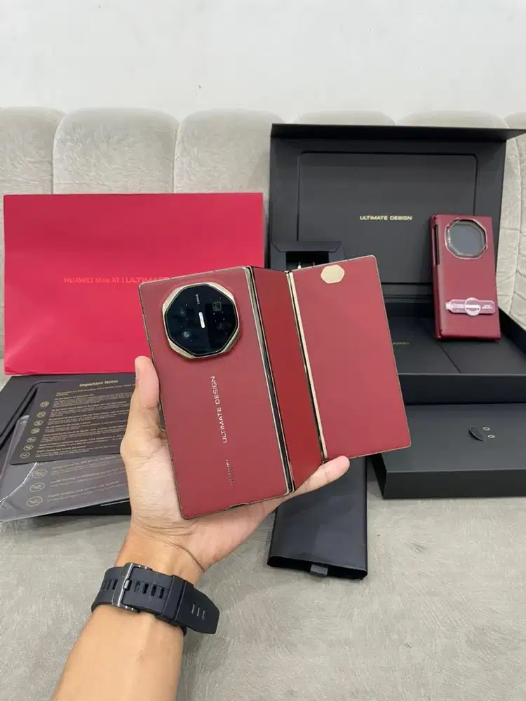 Huawei Mate XT Ultimate Design 16/1TB Resmi Indo Seperti Baru