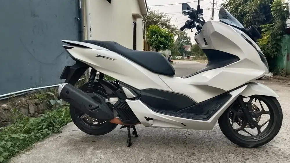 58@:DP:2,050RB DEPOK HONDA PCX160CBS 2022