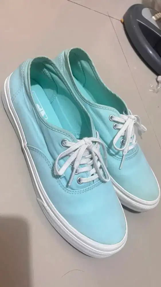 Original Vans baby blue classic size 41