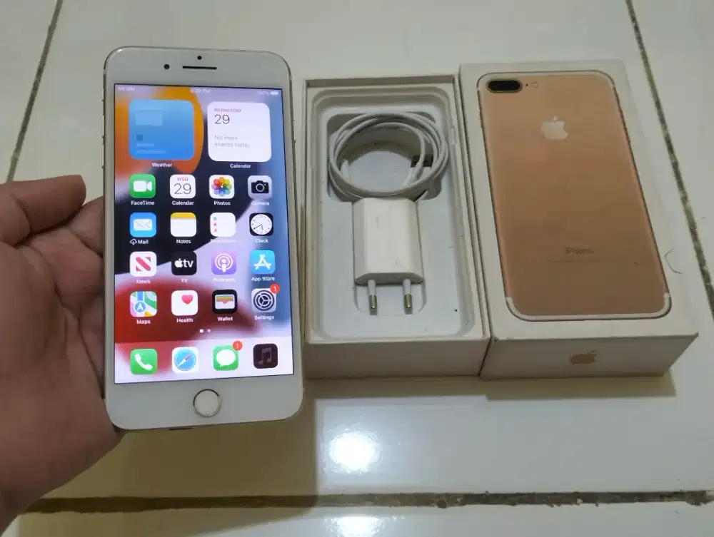 BUTUH UANG iPhone 7+ Plus 32GB GOLD 4G LTE ALL OPERATOR inter No Minus