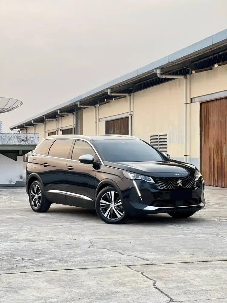 Peugeot 5008 allure plus Facelift panoramic sunroof 2022