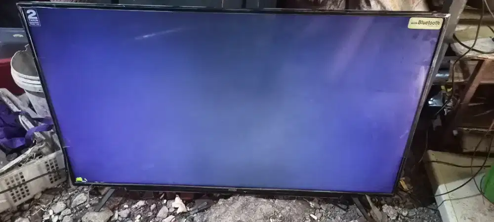 TV LED AKARI 50IN minus blank biru