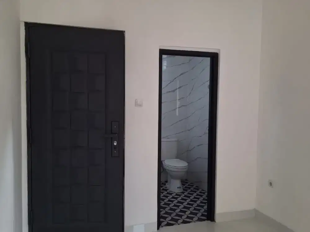 Disewakan Rumah di Komplek Duren Sawit  Siap Huni Bangunan Baru
