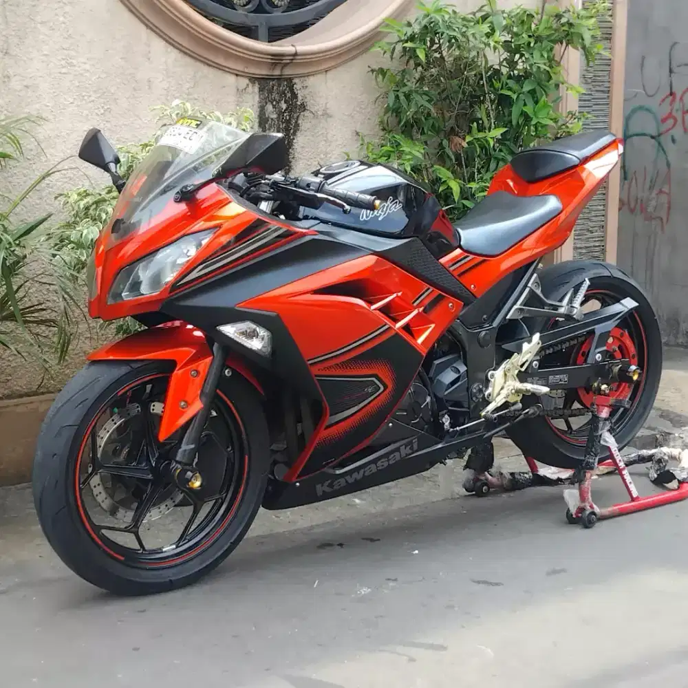 KAWASAKI NINJA 250 FI ABS SPECIAL EDITION TT BT TUKAR TAMBAH BARTER
