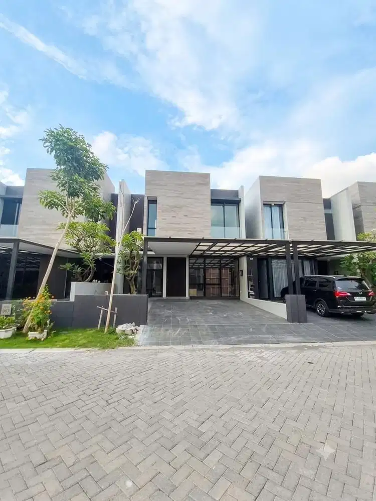 BARU! DIJUAL RUMAH CITRALAND PELICAN HILL MODERN MINIMALIS SEMI FURNIS