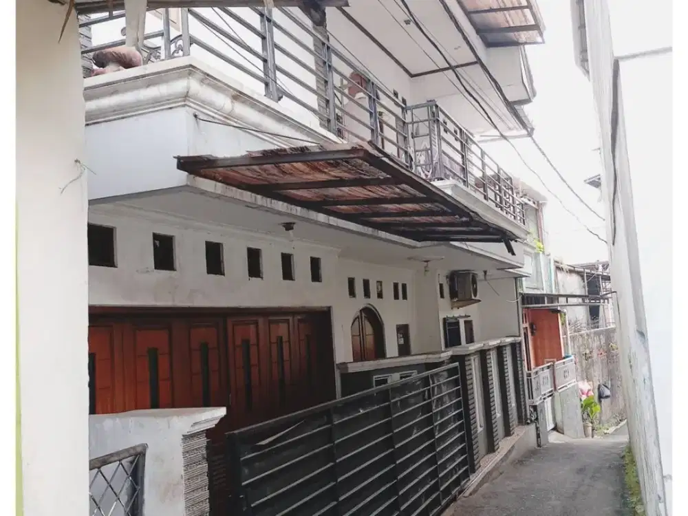 Dijual Rumah 2 lantai, Dekat RSUD Ciracas
