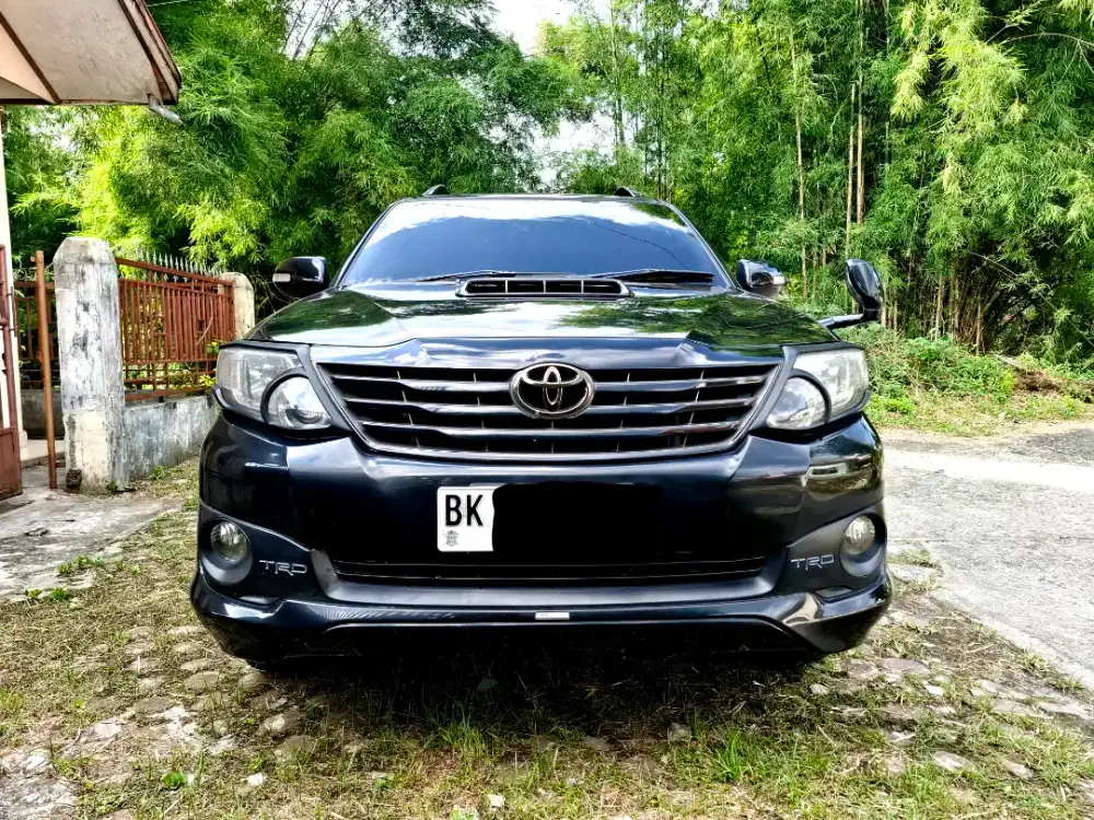 Dp 38jt Fortuner TRD AT Matic Diesel Hitam 2012/2013