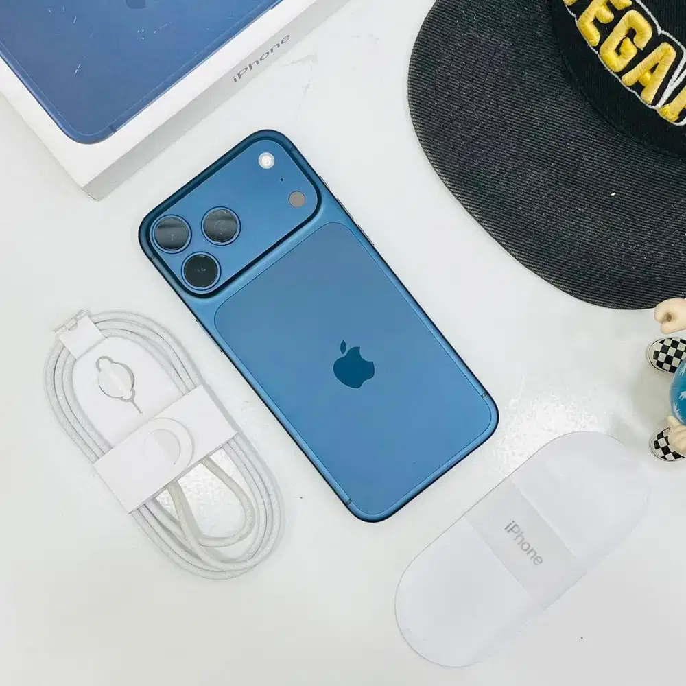iPhone 17 Promax 256 gb deep blue garansi resmi