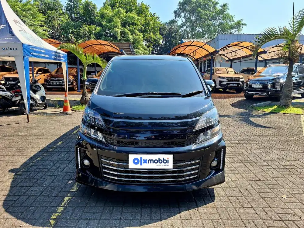 Toyota Vellfire GS 2.4 AT 2013