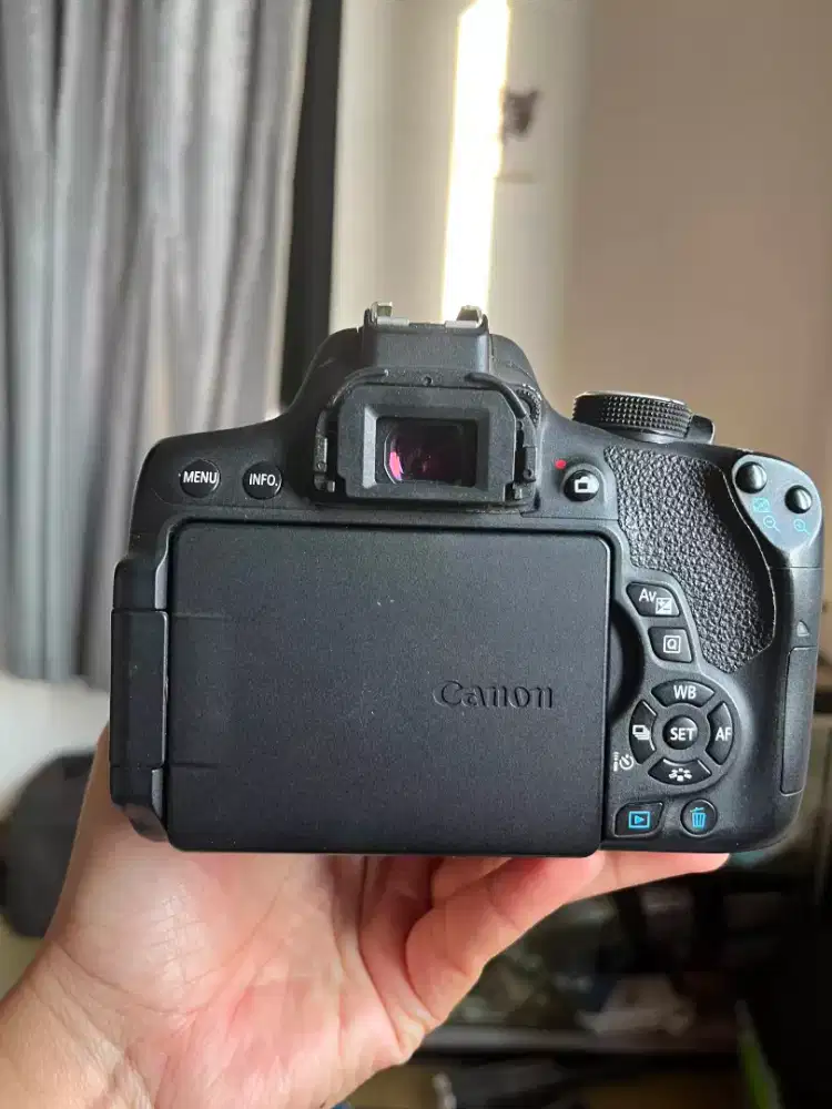 Canon 750d wifi lensa fix yn50mm f1,8