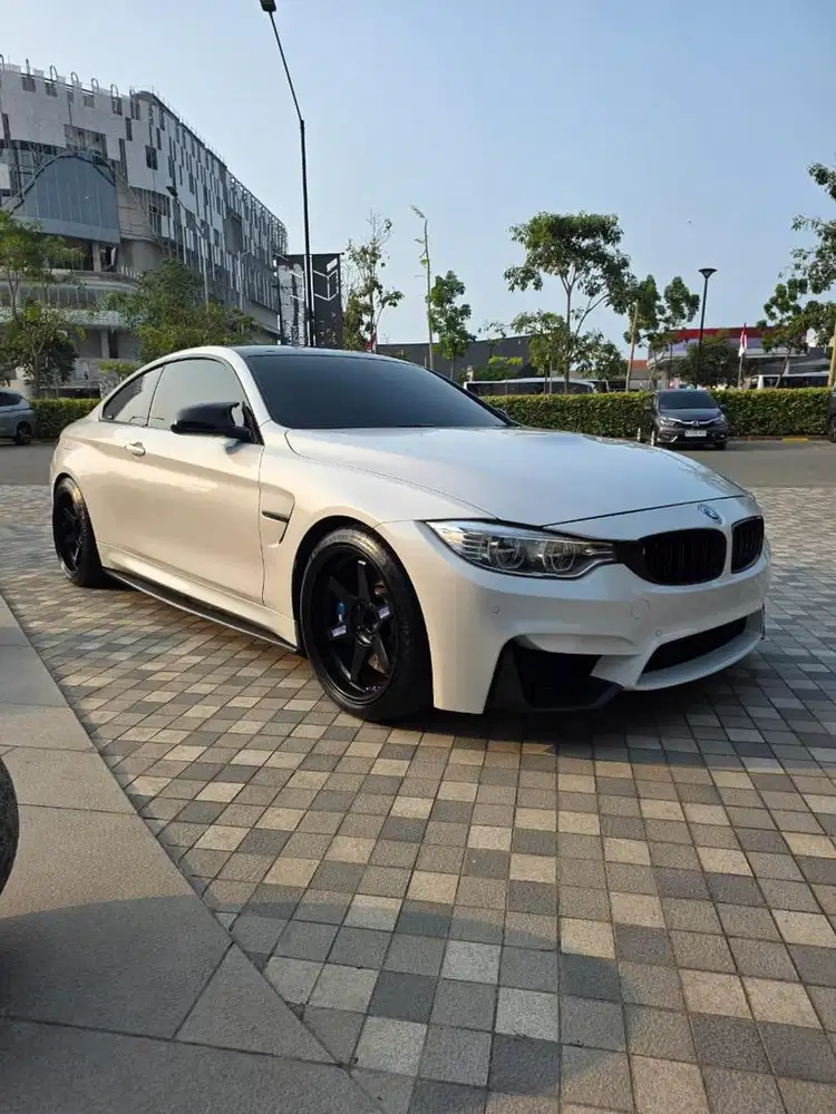 BMW  M4  F82 Low Odo