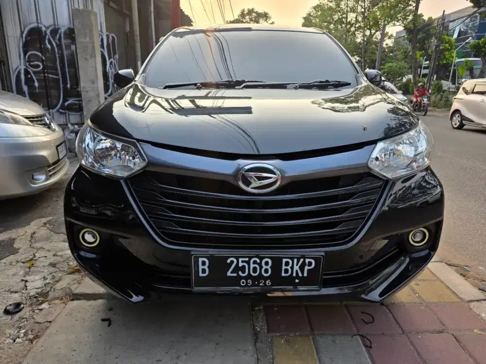XENIA M MANUAL 2016
