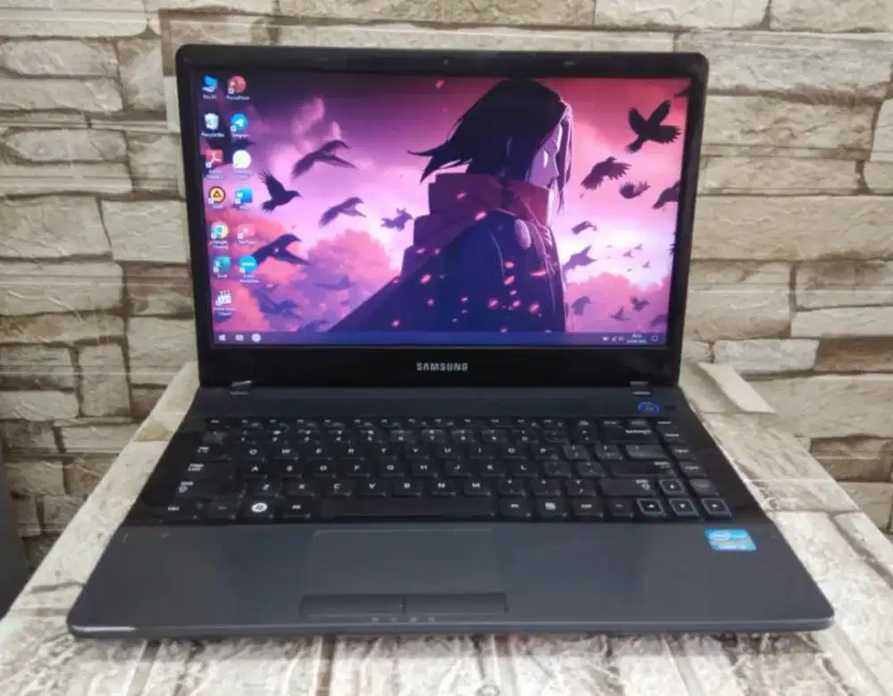 Samsung 300E4Z harga terjangkau