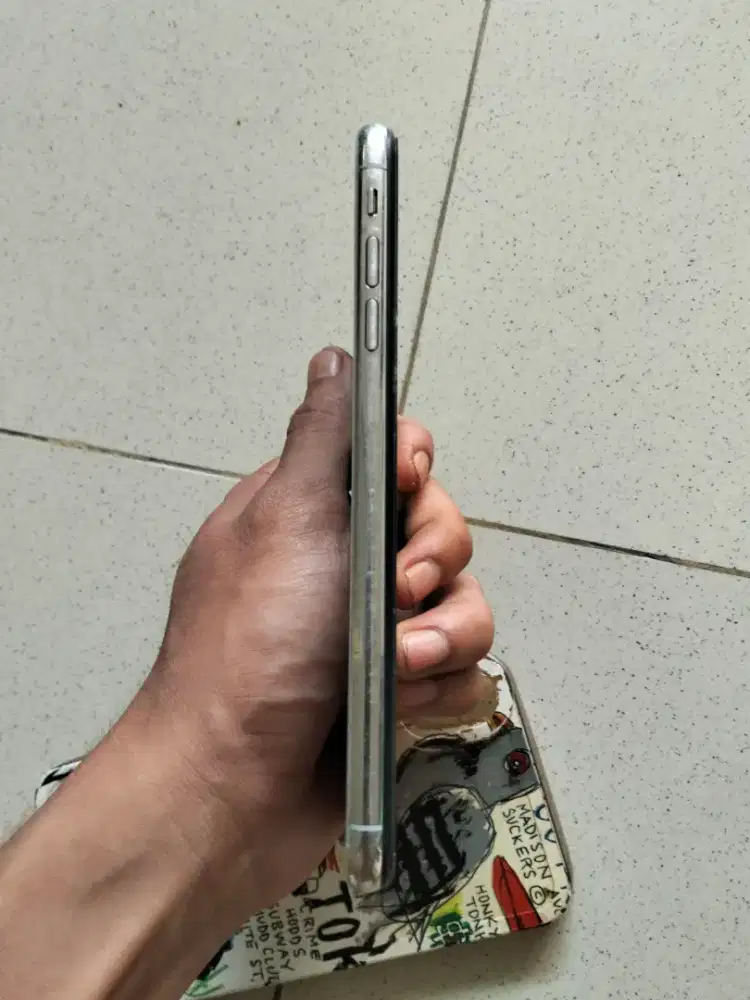 iPhone xs max 64 GB ibox