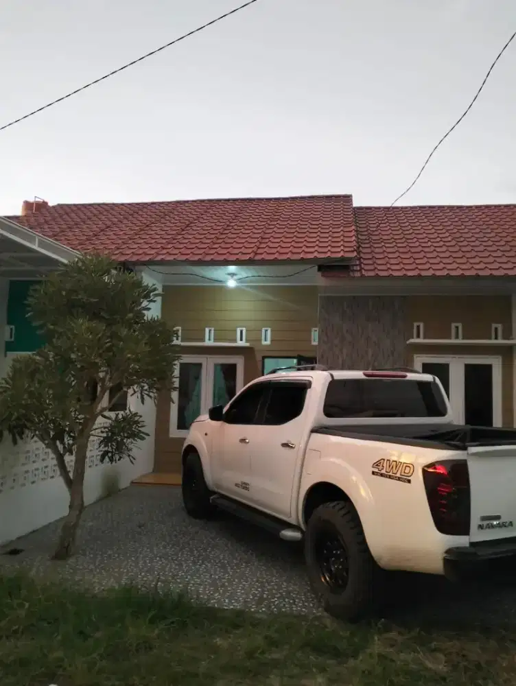 Rental mobil Double Cabin