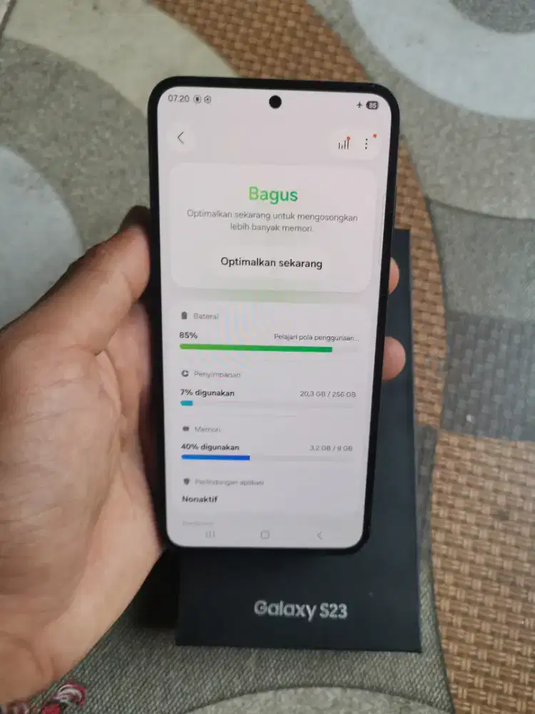 Samsung s23 8/256