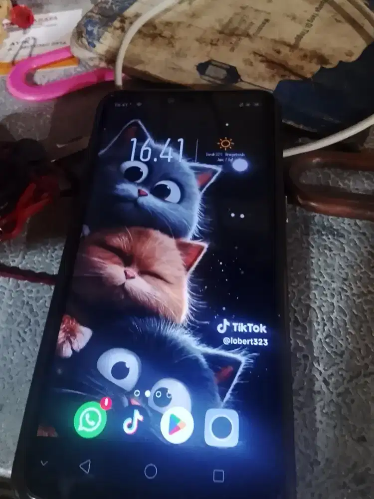 Oppo A3s ram 3 hp aja