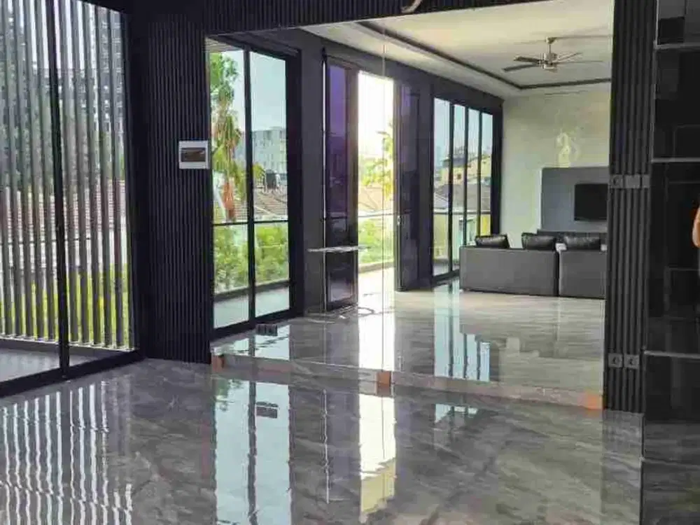Dijual Rumah Mewah Casa Goya Park Residence Kebon Jeruk