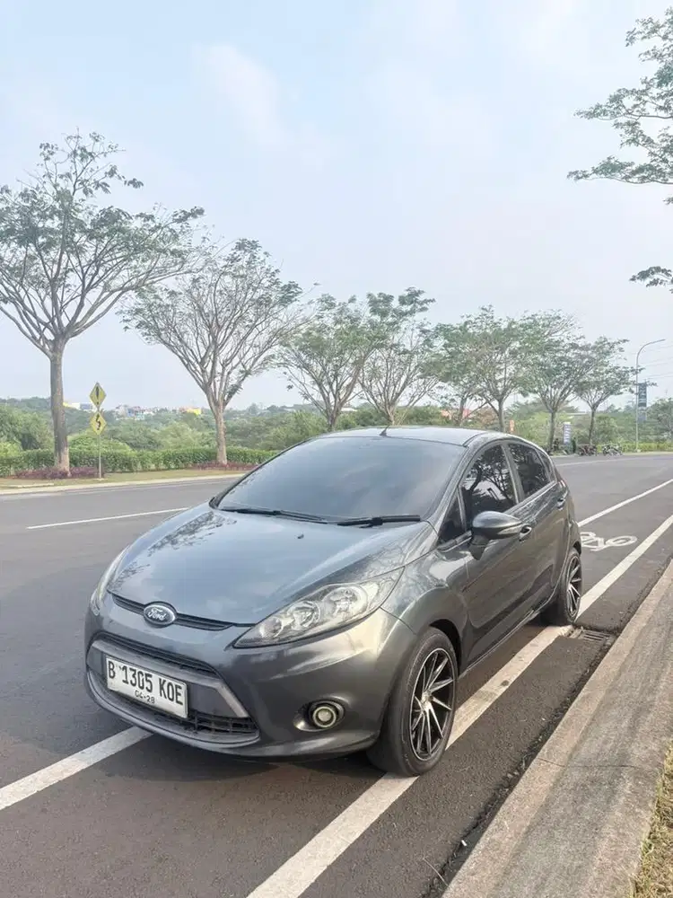 BU TERMURAH Ford Fiesta Matic Trend 2012 Full Modif