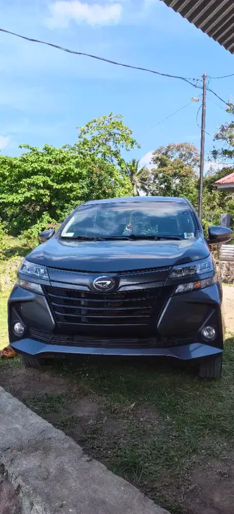 Di jual cepat mobil xenia antik tarikan belakang