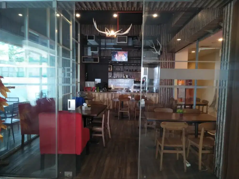 Resto  lobby Appartemen Papilio A. Yani