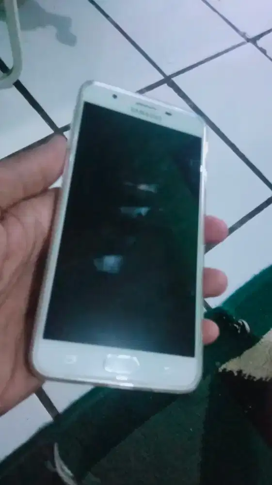 samsung j7 prime ram 3/64