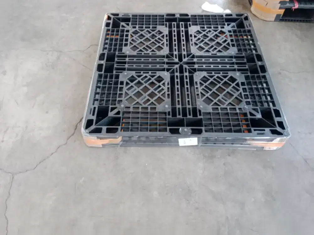 Pallet plastik bekas untuk ekspor