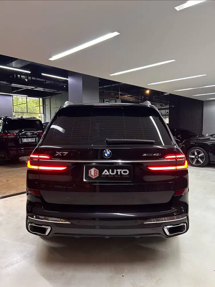 BMW X7 Xdrive40i XLine 2023 Hitam Km20rb D1858AKL
