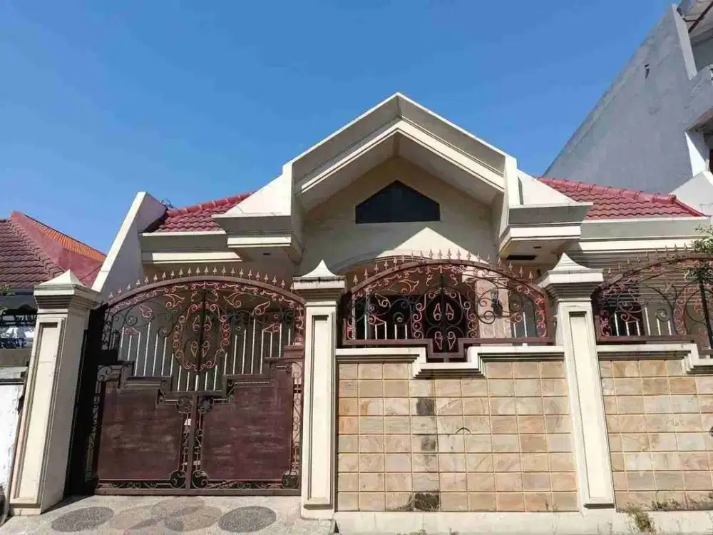 DISEWAKAN RUMAH MINIMALIS, SIAP HUNI, LEBAK INDAH UTARA