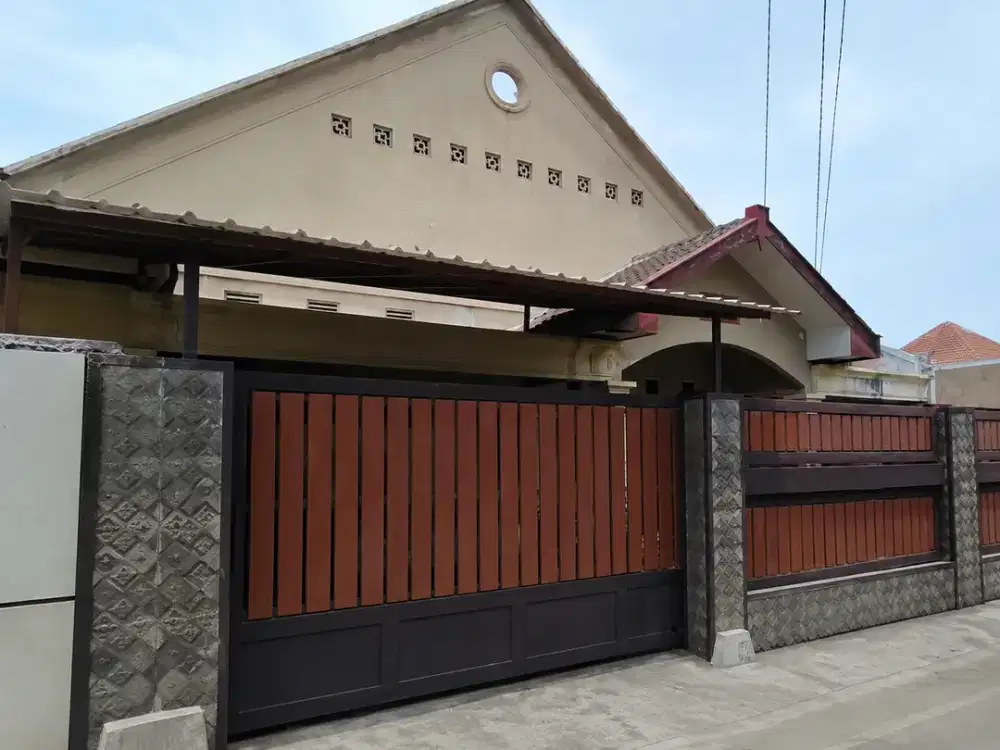Rumah Strategis Singosari Malang. Dekat Pasar Singosari, Stasiun Singosari, Exit Tol Singosari, Candi Singosari. MLG00167