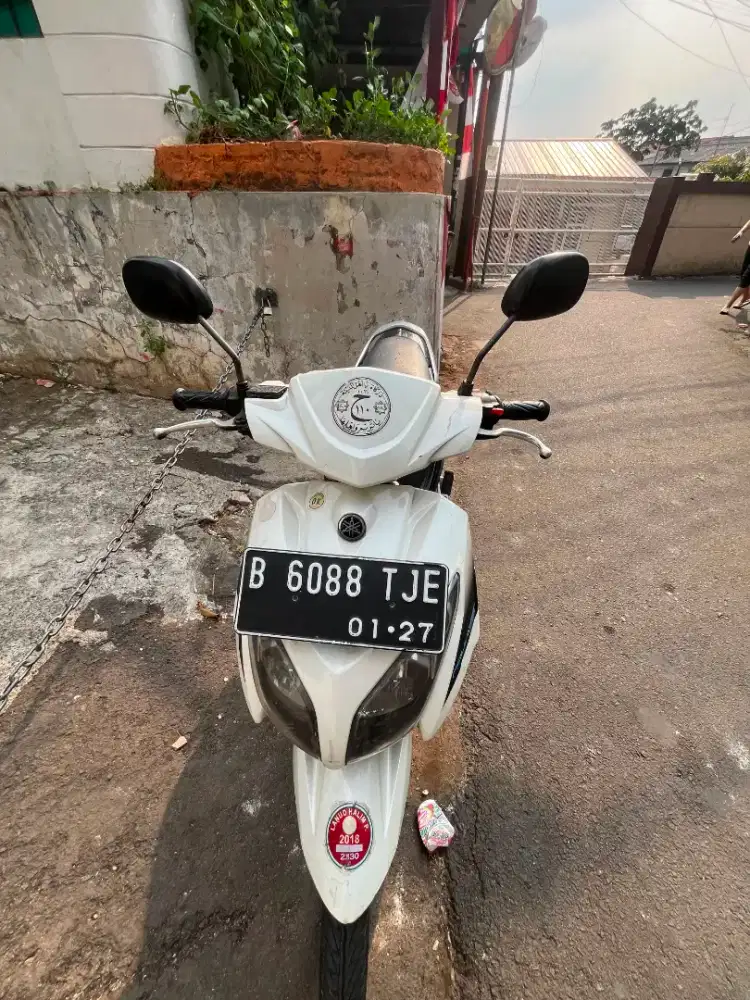 yamaha nouvo z 113cc Putih ori