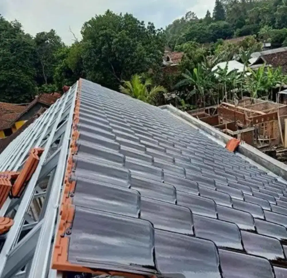 Distributor plavon PVC dan bongkar pasang atap baja ringan dll