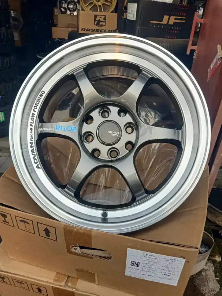 Advan 16x7in ET 35